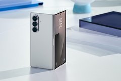 samsung galaxy z fold7 004 product silvershadow